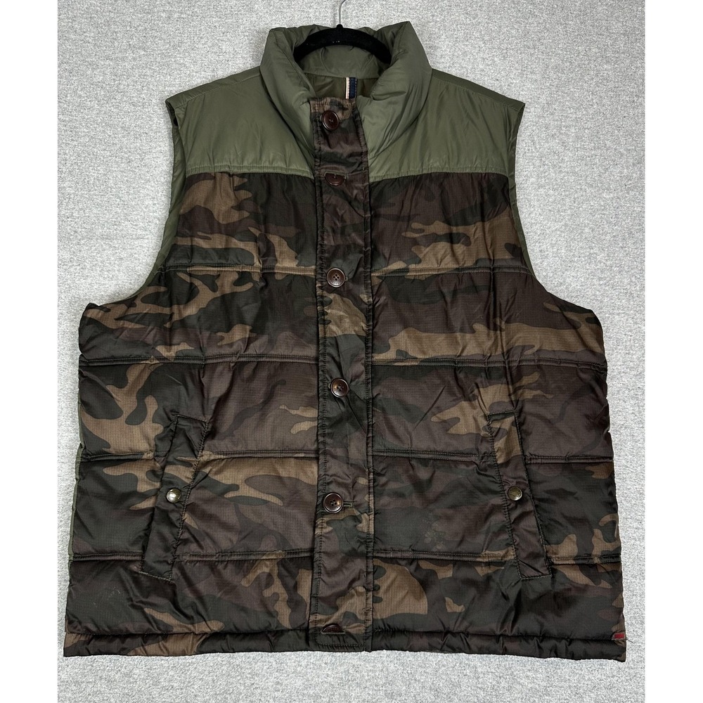 Levi's Vest Mens L Green Camo Nylon Quilted Puffer Insulated‎ Button Zip Front